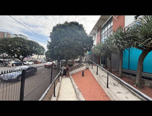 202M² OFFICE TO LET IN GLENWOOD